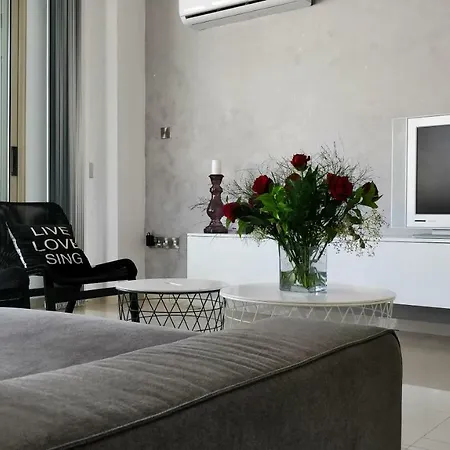 Διαμέρισμα Elegant 2 Bedroom In The Heart Of *